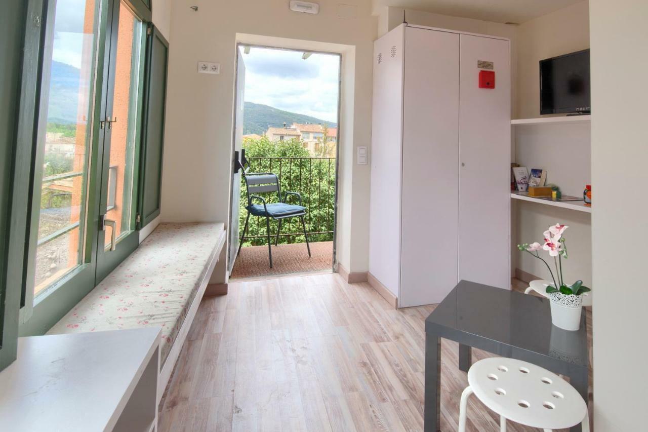 Hotel 3 Arcs Besalu Luaran gambar