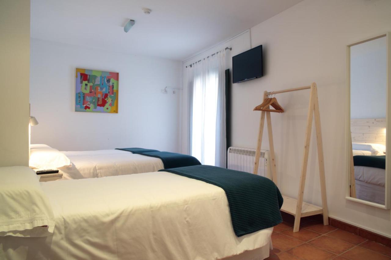 Hotel 3 Arcs Besalu Luaran gambar