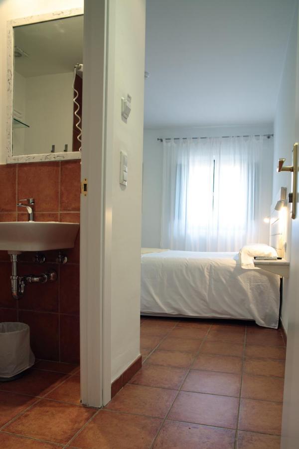 Hotel 3 Arcs Besalu Luaran gambar